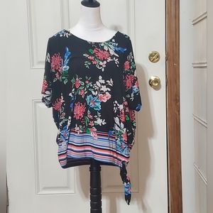 Rafaella LG Top Short Sleeve Floral Black With Side Tie